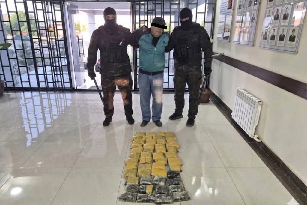 Афганистандан баңгизат ташыган топтун уюштуруучусу кармалды