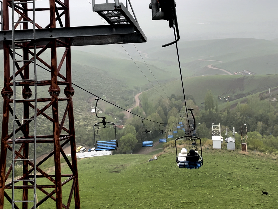 Орловкадагы асма жолдо жарык өчкөн учур боюнча 20 миң сом айып пул салынды