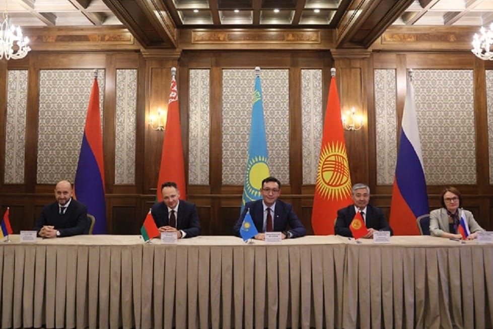 Борбордук банктар санарип финансы боюнча кызматташат