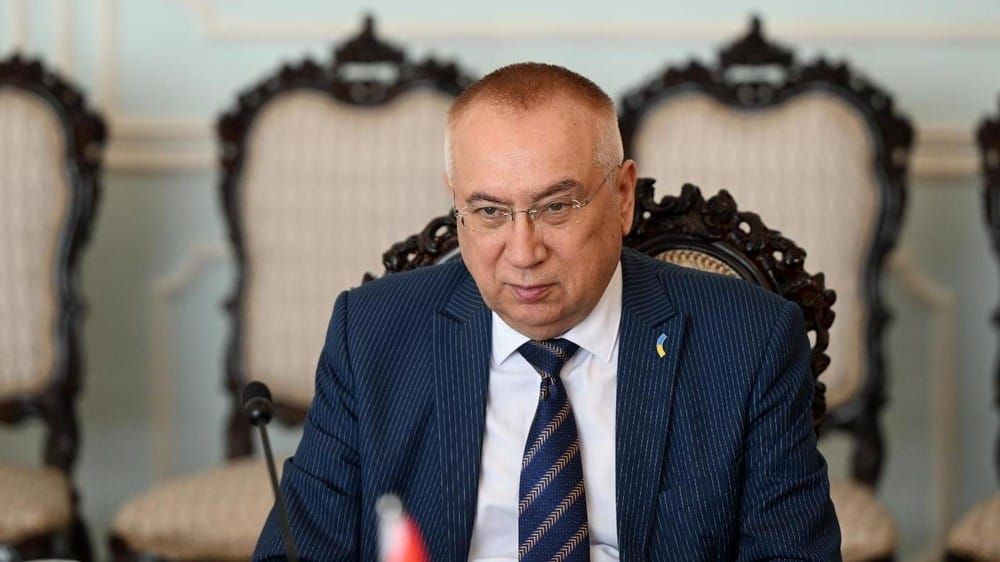 Зеленский Украинанын Кыргызстандагы элчисин кызматтан алды