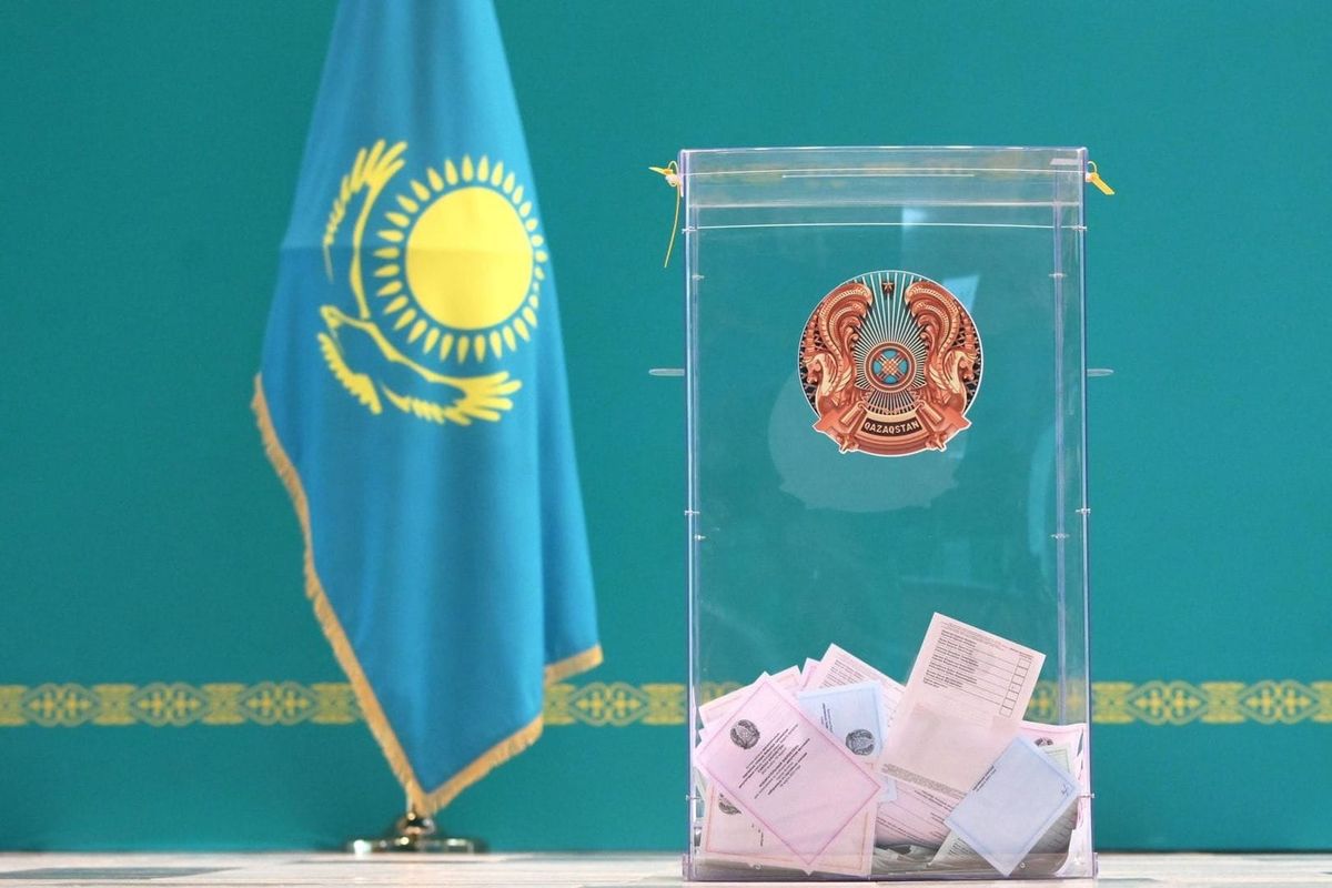 Казакстанда Курултайга шайлоонун алдын ала жыйынтыгы жарыяланды