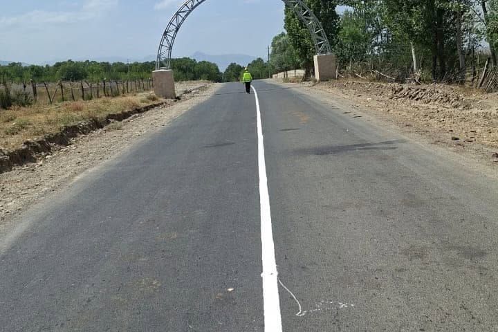Ноокат районундагы 3 айыл өкмөттүн жолуна асфальт төшөлдү