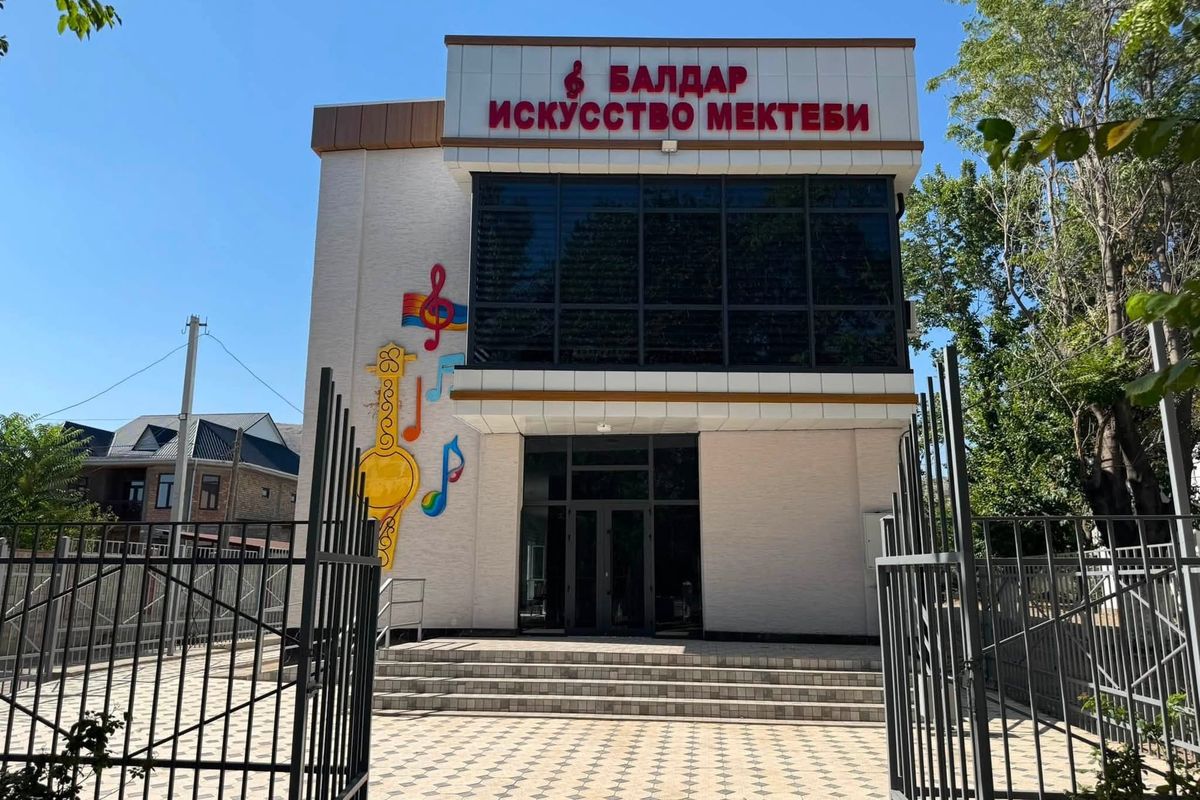 Таш-Көмүрдө 38,6 миллион сомго балдар көркөм мектеби курулду
