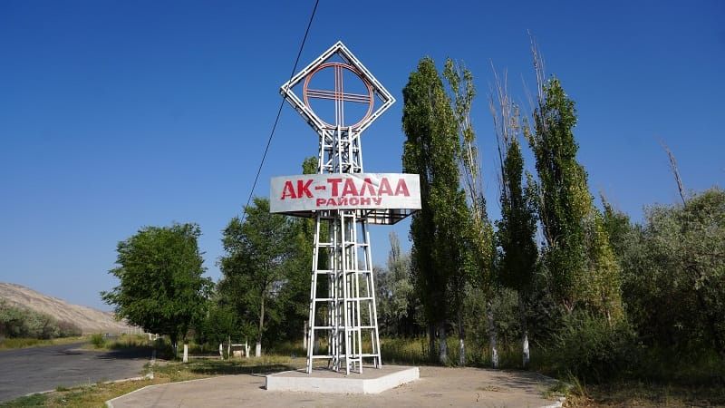 Ак-Талаада 15 турак үйдү коргоо үчүн дамба курулууда