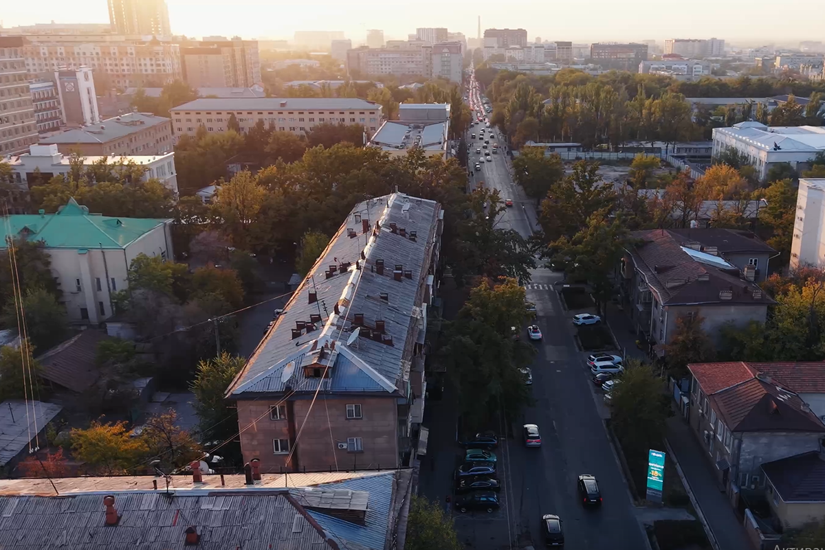 Бишкекте батирлер арзандап, Ошто үйлөр кымбаттоодо