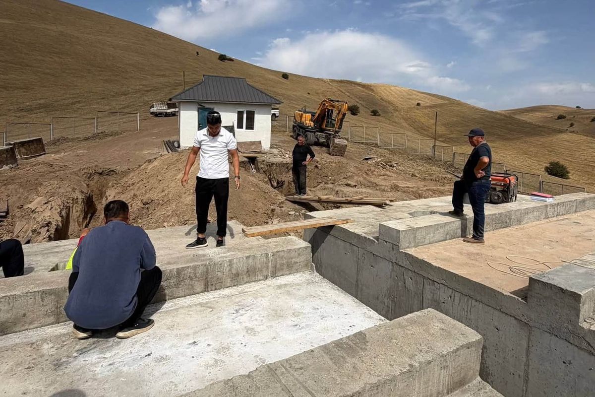 Ошто суу кампа куруп жаткан компанияга 200 миң сом айып салынды