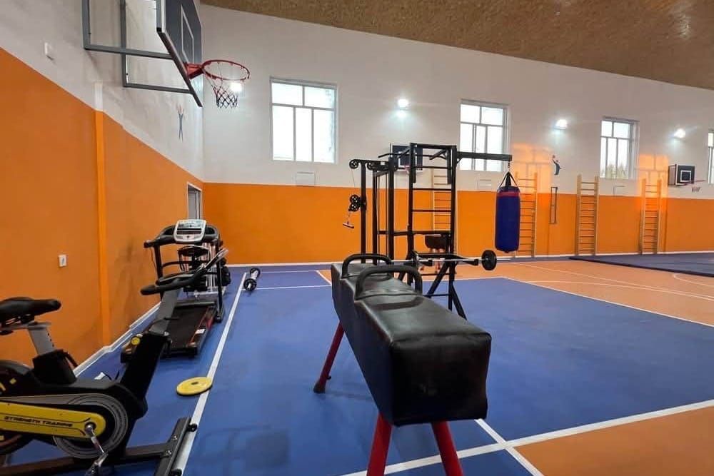 Жалал-Абадда 15 млн сомго курулган спорт зал ачылды