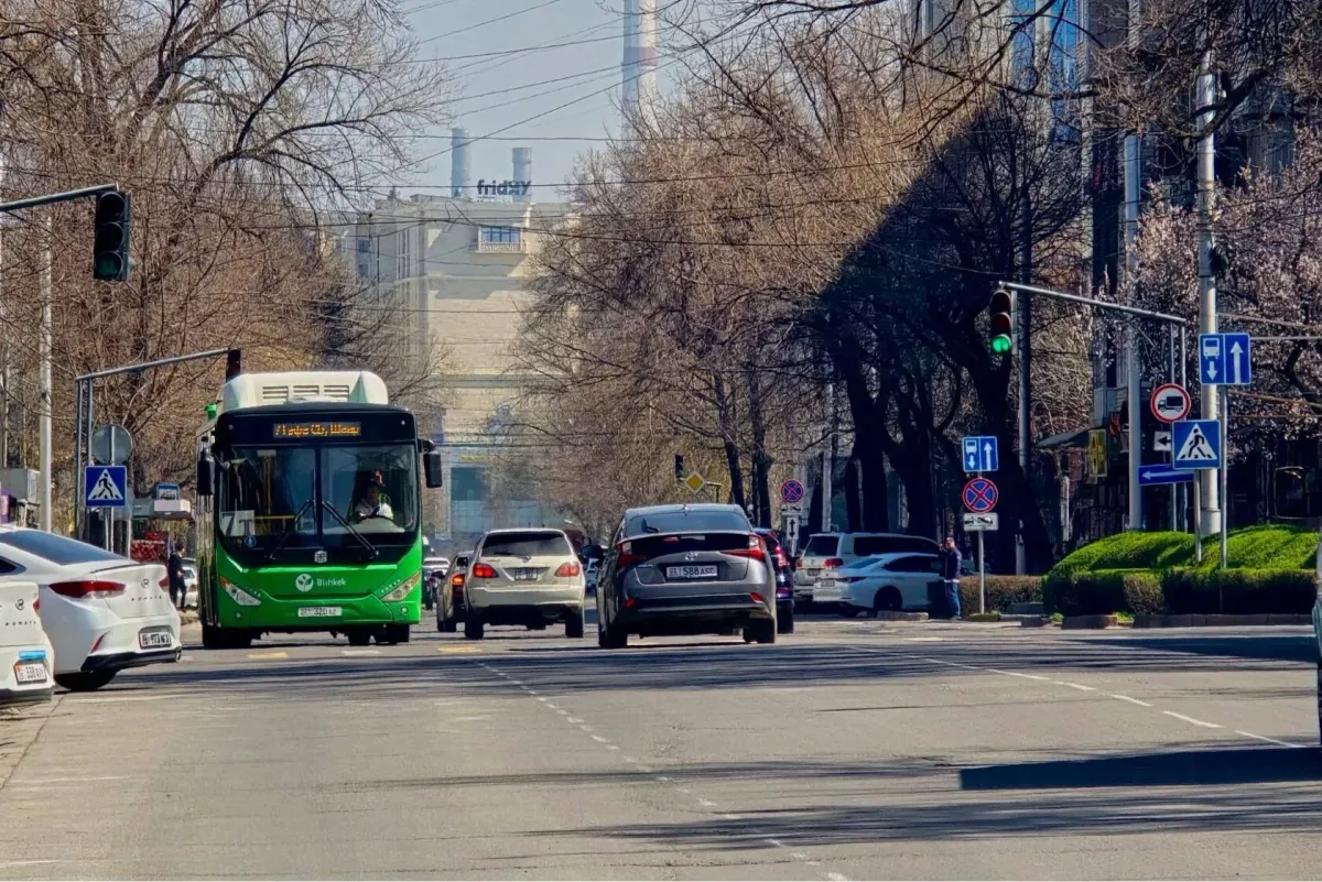 26-октябрь - КРнын автоунаа жана жол чарба кызматкерлеринин күнү