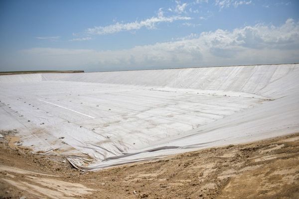 Чехиялык эксперттер Бишкектин полигону менен таанышты