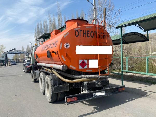 Эки айдын ичинде контрабанда таашыган 2 унаа конфискацияланды