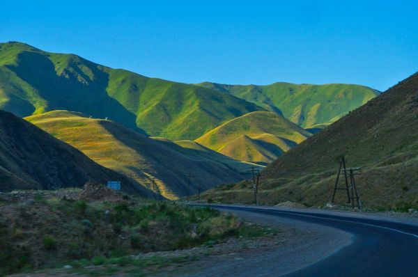 Быйыл Ысык-Көлдөгү Кызыл-Кыя ашуусунун жолу оңдолот