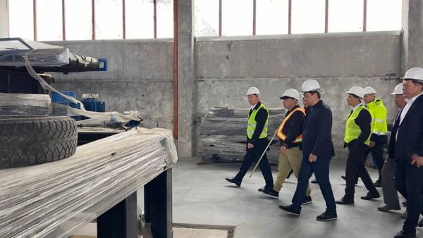 Минкаб Чүй облусундагы өнөр жай объектилерин ишмердигин текшерди