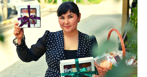 Декреттик өргүүдө отуруп как жасап баштап, эки жылда аны Японияга чейин экспортко чыгарган Самара Кушубакованын баяны