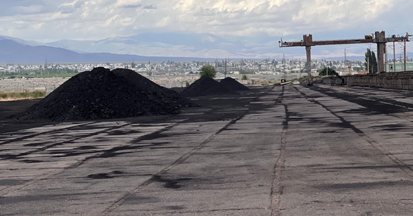 Балыкчыдагы «Кыргызкөмүрдүн» базасынын аянты 3 гектарга кеңейди