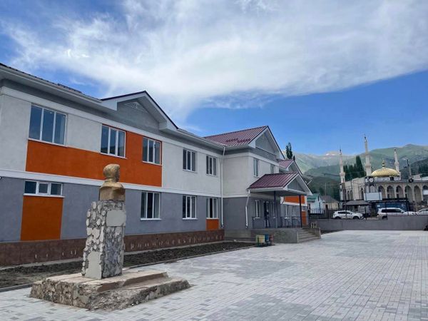 Мамкурулуш Ысык-Көлдө жылдарга созулган курулуштардын ишин тездетет