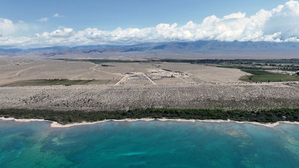 Мамлекетибиздин түштүк аймагына да Асмандай шаар курулат – Садыр Жапаров