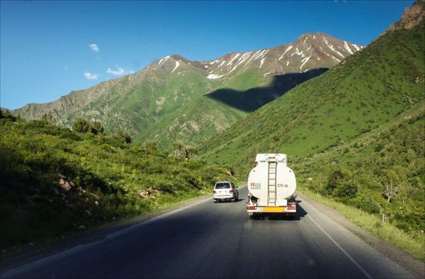 Жыл башынан бери жол тармагына 3.9 млрд сом бөлүндү