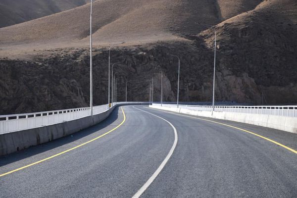 АӨБ «Түндүк-Түштүк альтернативдик унаа жолу» долбоору боюнча 199.5 миң долларды которду