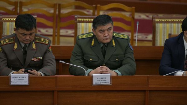 Маматалиев, Икрамов тормозни-сникерсни! – Камчыбек Ташиев ундун баасы көтөрүлүп жатат деген сын-пикир тууралуу