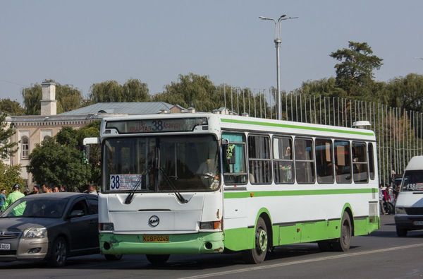 Жол кирени 20-22 сомго чейин көтөрүү элди тоноо – Тазабек Икрамов