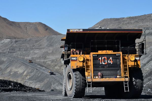 Кумтөрдүн кызматкерлеринин 99.7% - кыргызстандыктар