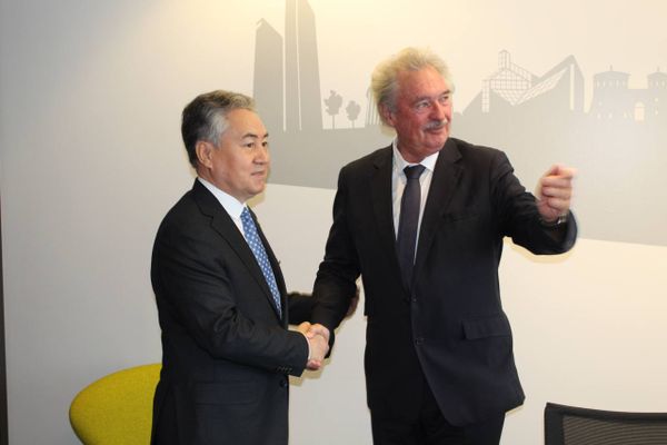 Жээнбек Кулубаев Люксембургдун тышкы иштер министри менен жолукту