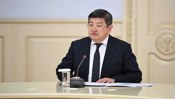 Быйыл минкаб 250 миң жумушчу орун түзүүнү көздөөдө — Акылбек Жапаров