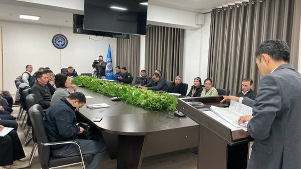 Таласта жеке ишкерлер менен тегерек стол өттү