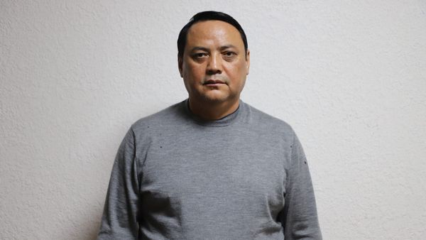 Райымбек Матраимов Кыргызстанга жеткирилди