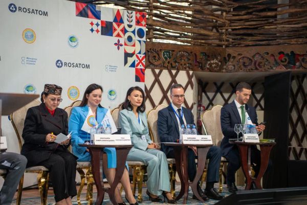 Бишкекте Россия жана Кыргызстан аялдарынын экономикалык форум-диалогу өтүп жатат