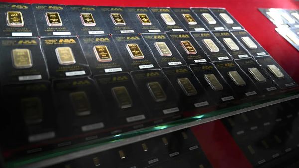 Алтын куймаларын чыгаруучу завод өзүн өзү актады