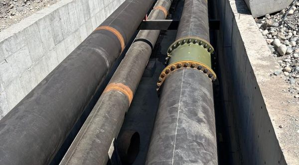 Аксыда 288 млн сомго насостук станциянын суу түтүктөрү жаңыланууда