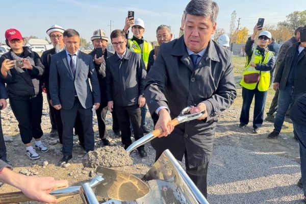 Кыргызстанда 20 млн еврого бетон полотносун чыгаруучу завод курулат