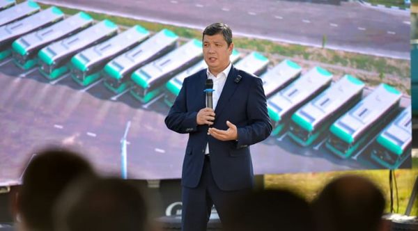 Бишкекте жол тыгындарын азайтуу боюнча ачык диалог өттү