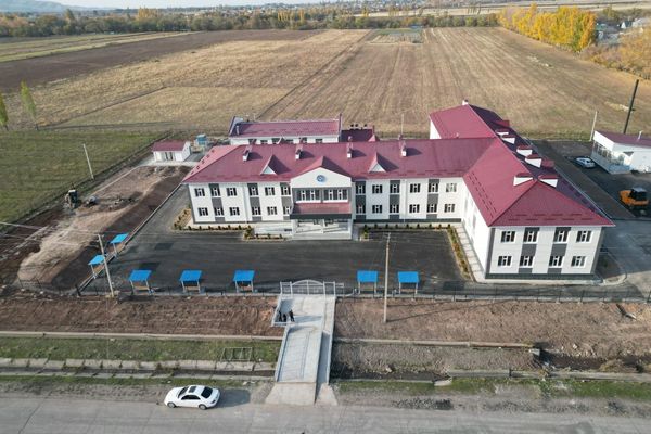 Аламүдүндө 192 млн сомдук жаңы мектеп курулду