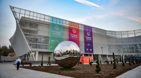 Бишкектеги спорт арена капиталдык оңдоодон кийин кайра эшигин ачты