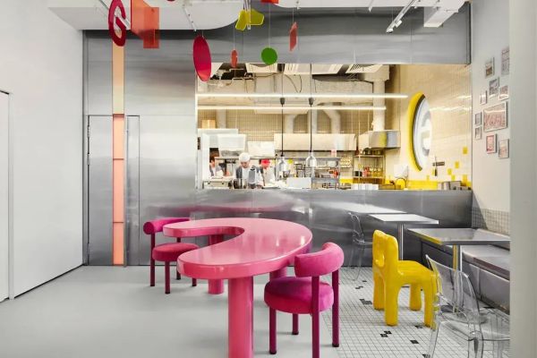 "Максат - өлбөө": РФте чакан бизнес кризиске карай туруштук издөөдө