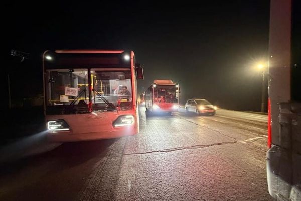 Yutong маркасындагы жаңы автобустар Бишкекке келди