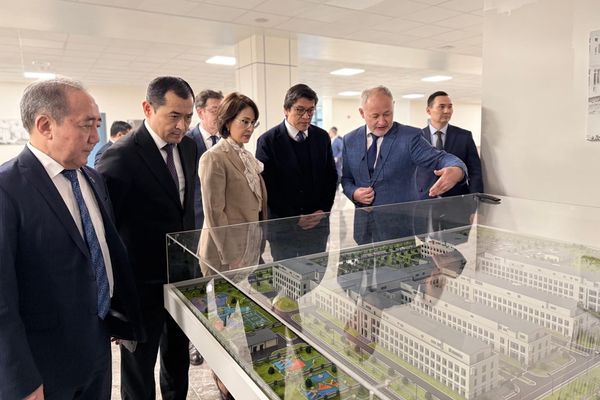 Кыргыз делегациясы Казакстанда социалдык реформалар боюнча тажрыйба алышты