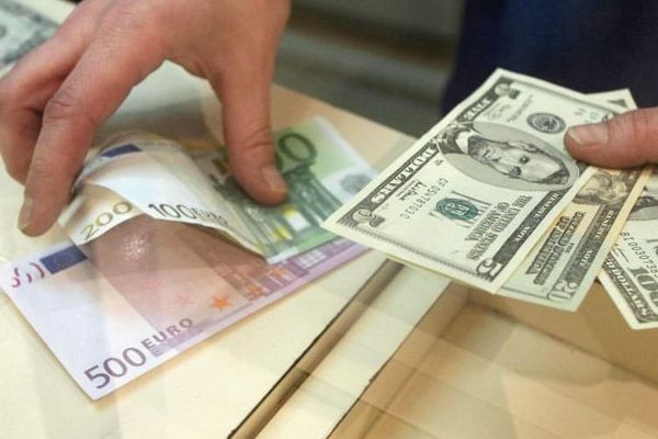 Баткен облусундагы акча алмаштыруу бюросуна 55 000 сом айып пул салынды