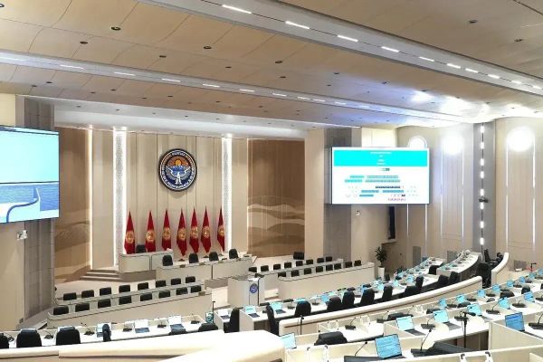 Жогорку Кеңешке шайланган депутаттардын алдын ала тизмеси жарыяланды