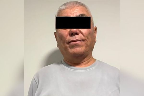 Мамлекетке 12 млн сом зыян келтирүүгө шектелген чиновник кармалды