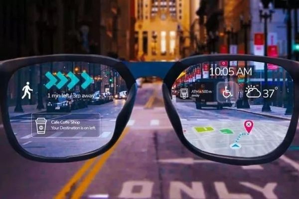 Google 2026-жылы "акылдуу" көз айнек чыгарат