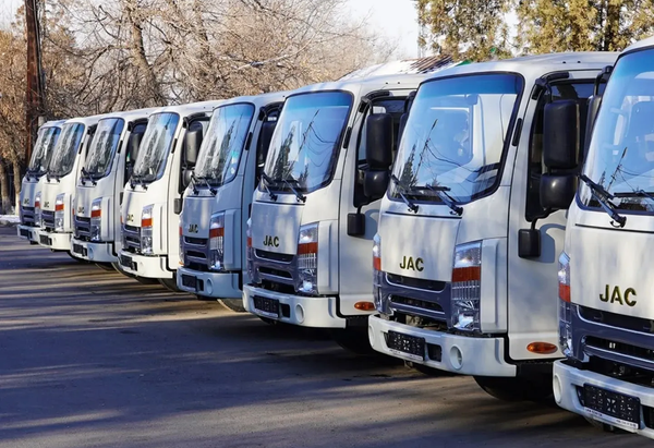 "Кыргыз темир жолу" ишканасы 30 атайын техника менен камсыз болду