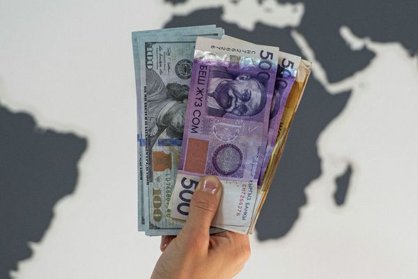 Келерки жылы Кыргызстанда акча которуулар үчүн комиссия алынбайт