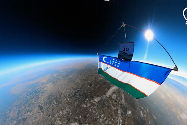 Өзбекстан биринчи жолу космоско жасалма спутник учурат