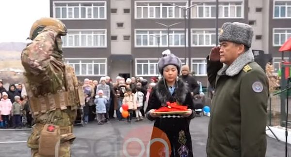 Сүлүктү шаарында 64 чек арачыга батир берилди