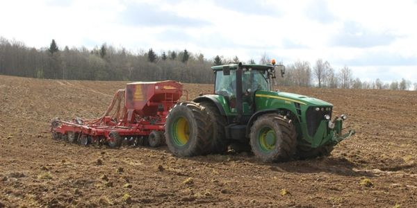 Күздүк себүү жумуштарынын 62,4%ы аткарылып, 155,6 миң га жер айдалды