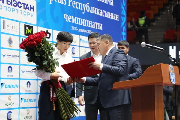 6 балбанга мамлекет тарабынан бетирлер белекке берилди