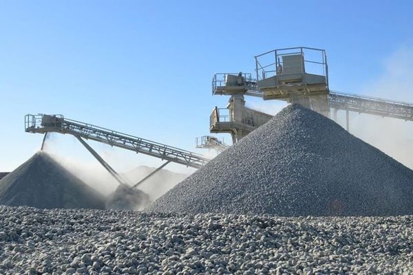 Экологияга 7,1 млн сом зыян келтирген ишканаларга кылмыш иши козголду